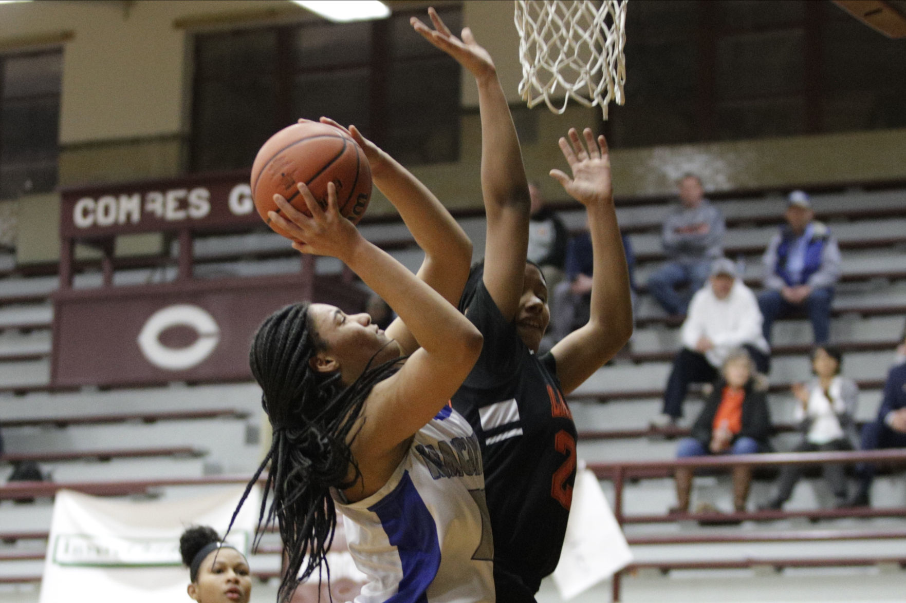 GALLERY-MacArthur-sectional-semis-014-022620.JPG